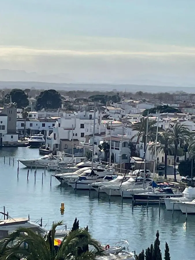 Appartement Magnifique Vue Sur Le Canal Et La Mer D'Empuriabrava 0*, Empuriabrava Spain